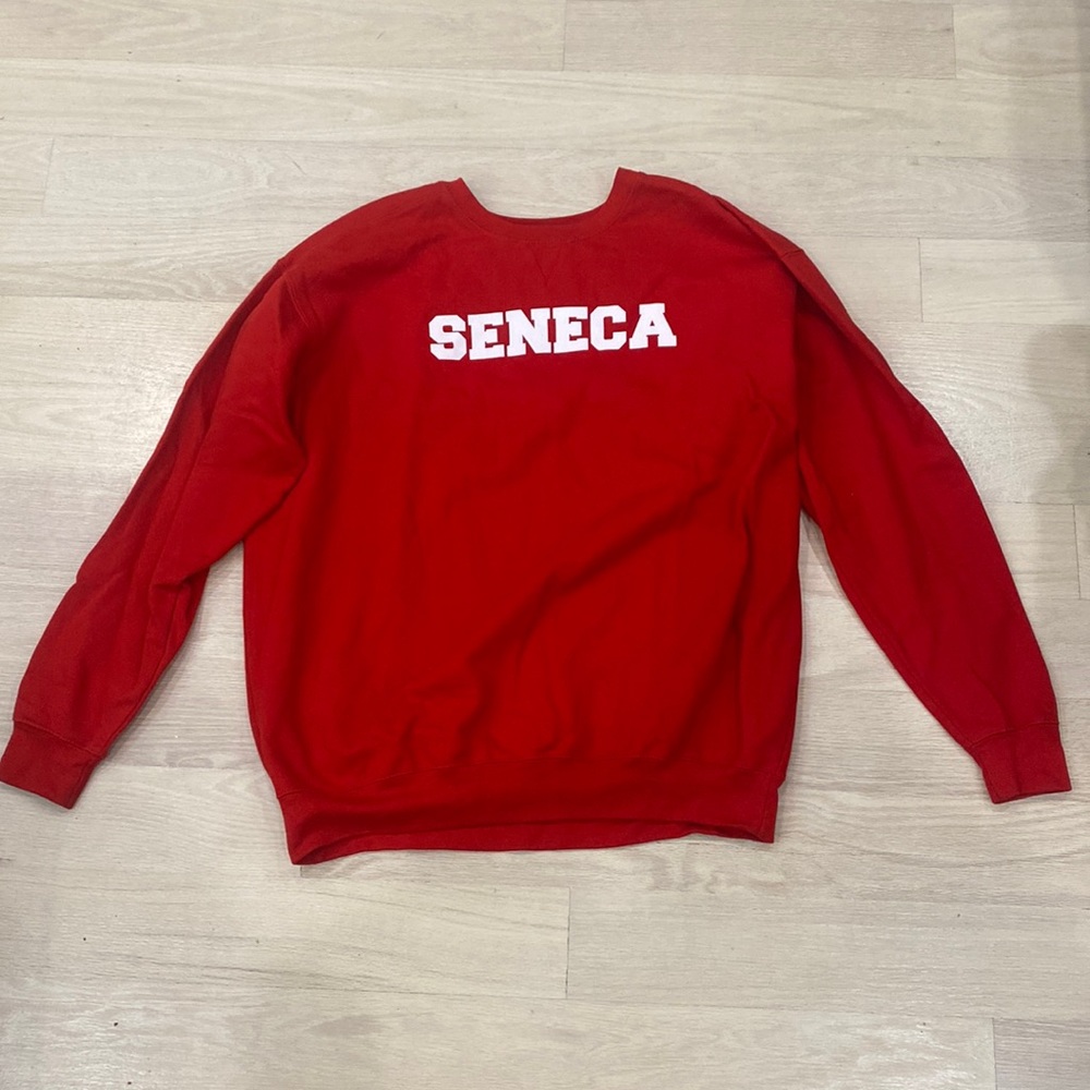 ❤️🎓 SENECA Red Crewneck - XXL